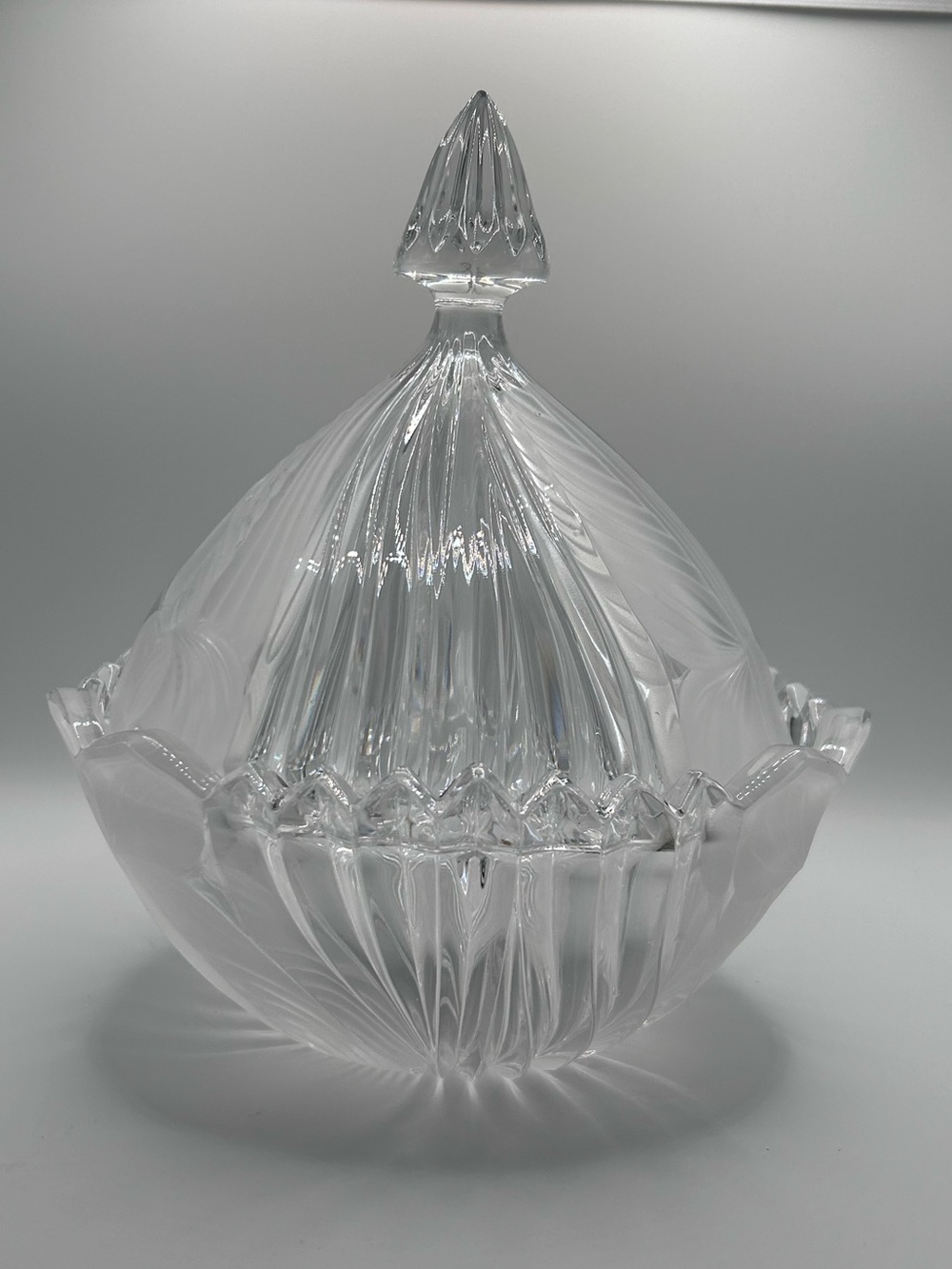 Vintage Sutton Place 24% Lead Crystal Candy Dish | Frosted Trillium Floral
